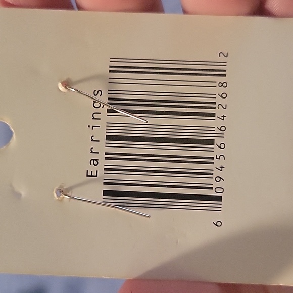 Spirit of Nature Dangle Earrings - Picture 4 of 4